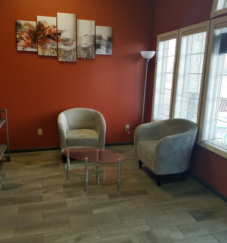 Peaceful Escape Therapeutic Massage景点图片