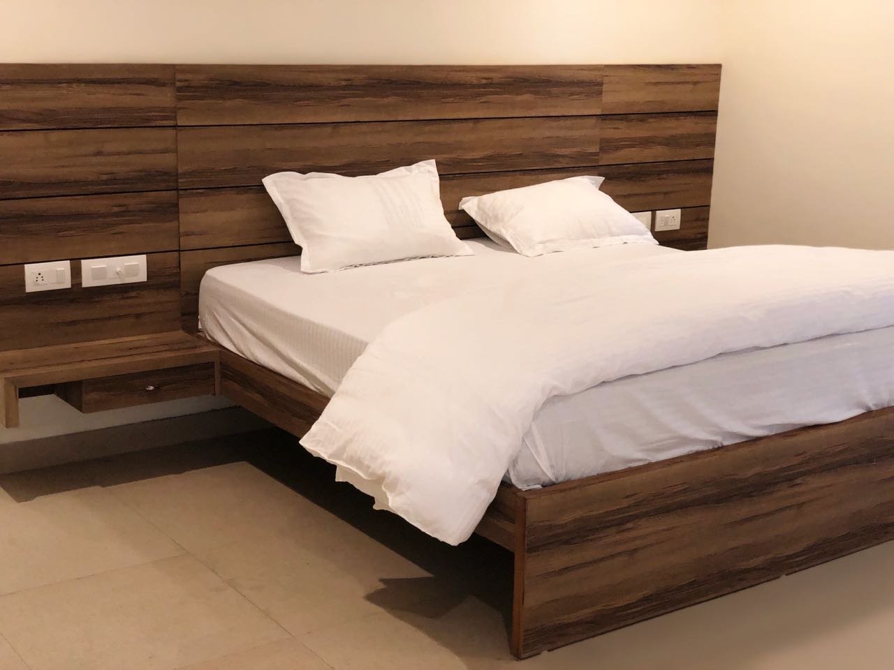 Hotel Red Sapphire-官方