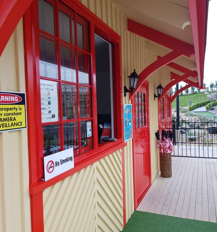 Hillsborough Mount Panorama Mini Putt景点图片