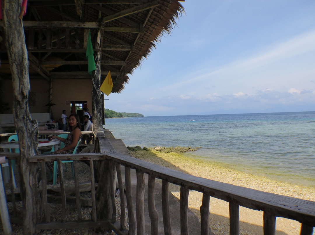 Matutinao Beach & Cottages主图