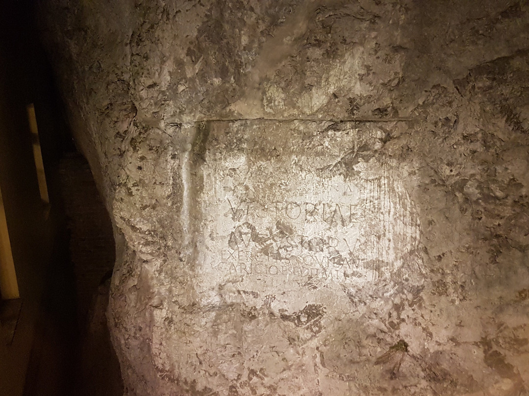 Roman inscription景点图片