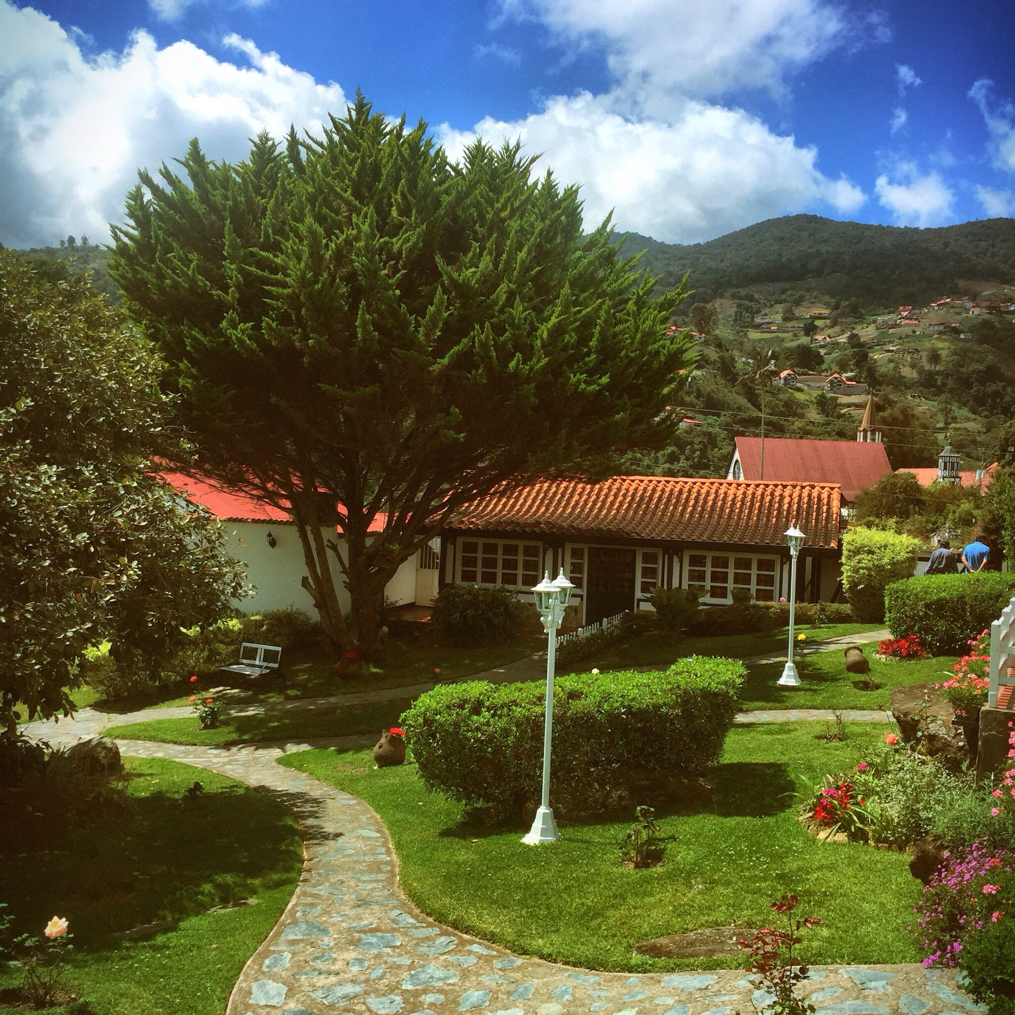 Cabañas Hessen-官方