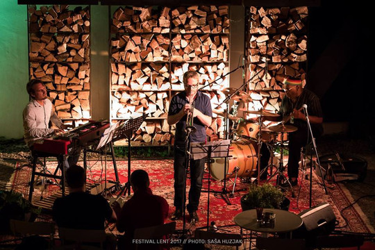 Vetrinjski dvor-马里博尔必去景点