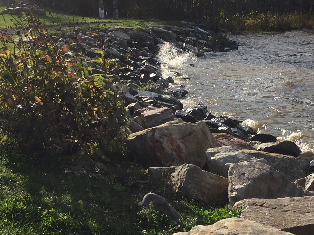 Parc Jack Layton-Hudson必去景点