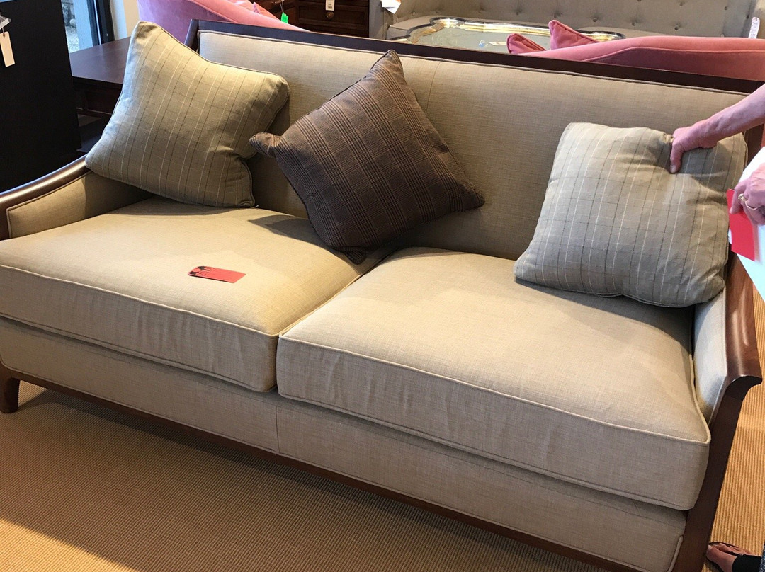 Hickory Furniture Mart-希科里必去景点