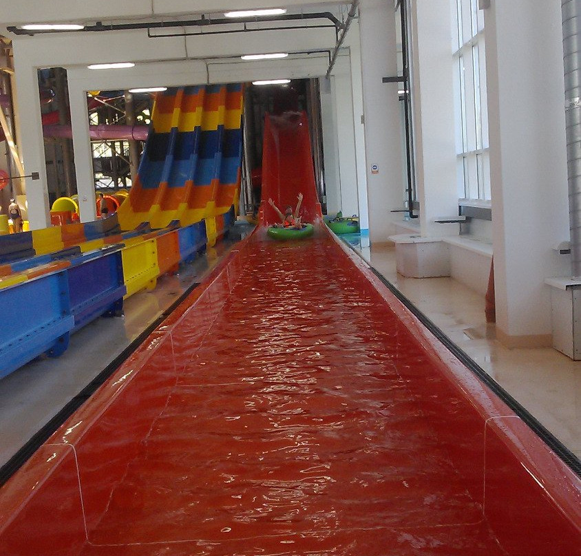 Water Park Tropicheskiy Bereg景点图片