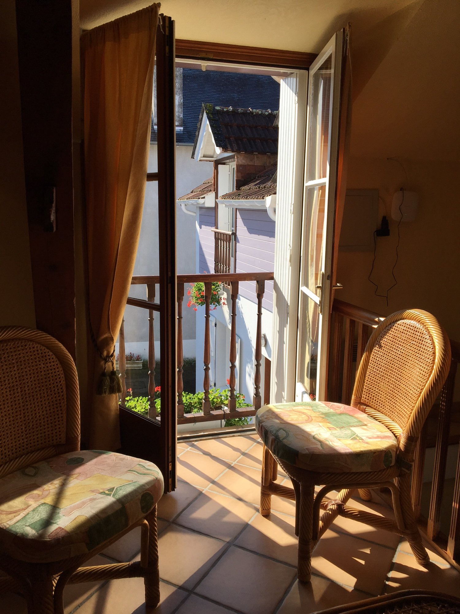 Quartier Auronce-官方