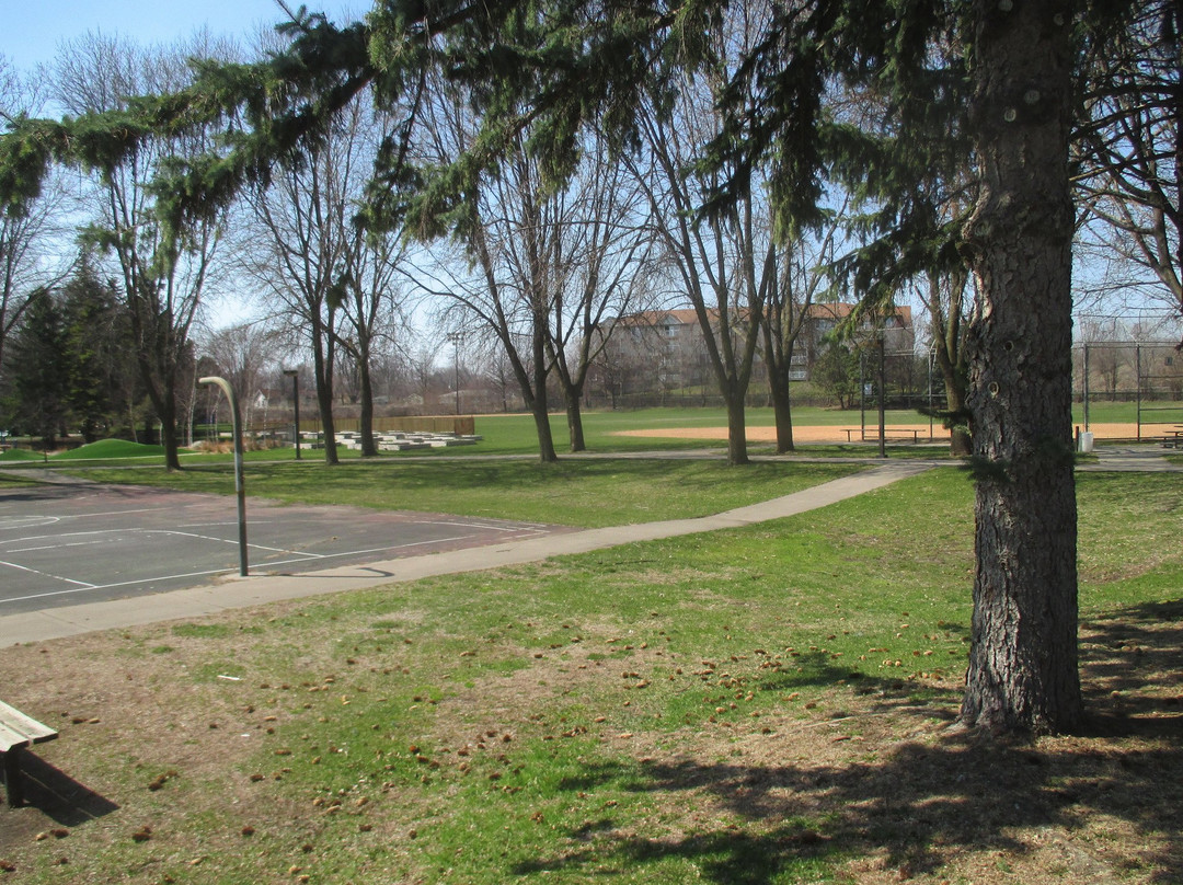 St. Clair Park景点图片