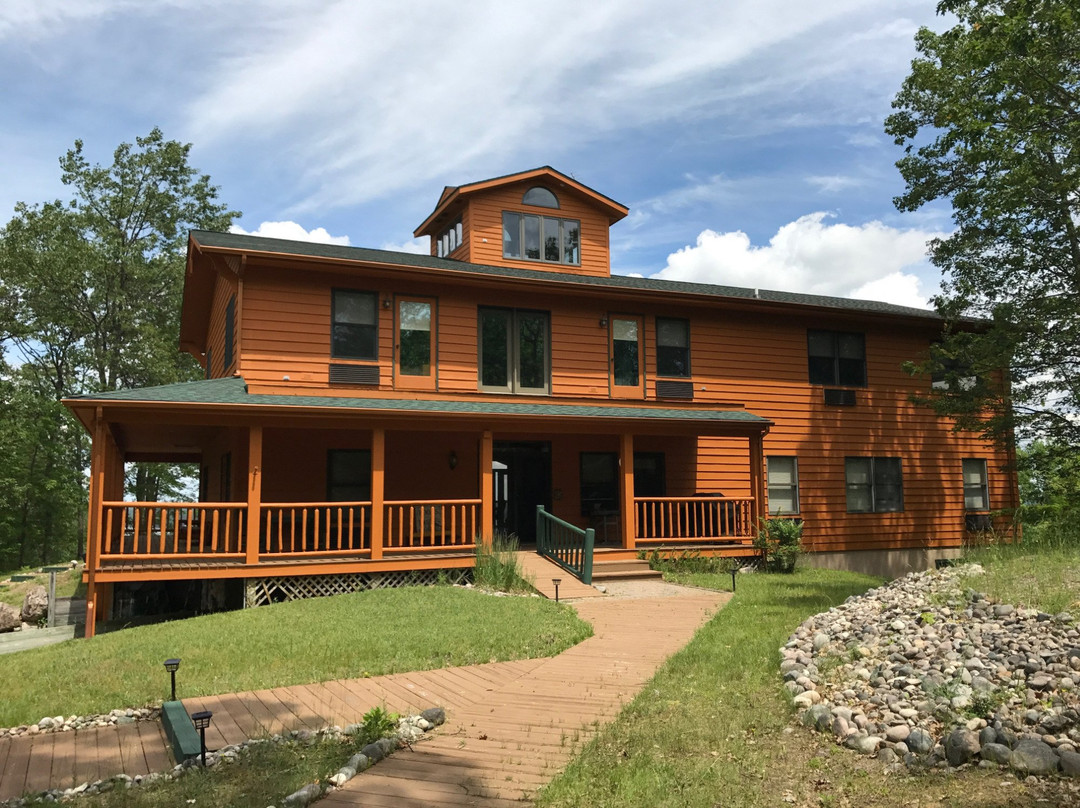 Hills of Lakeview Bed and Breakfast