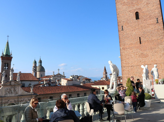 La terrazza-维琴查必去景点