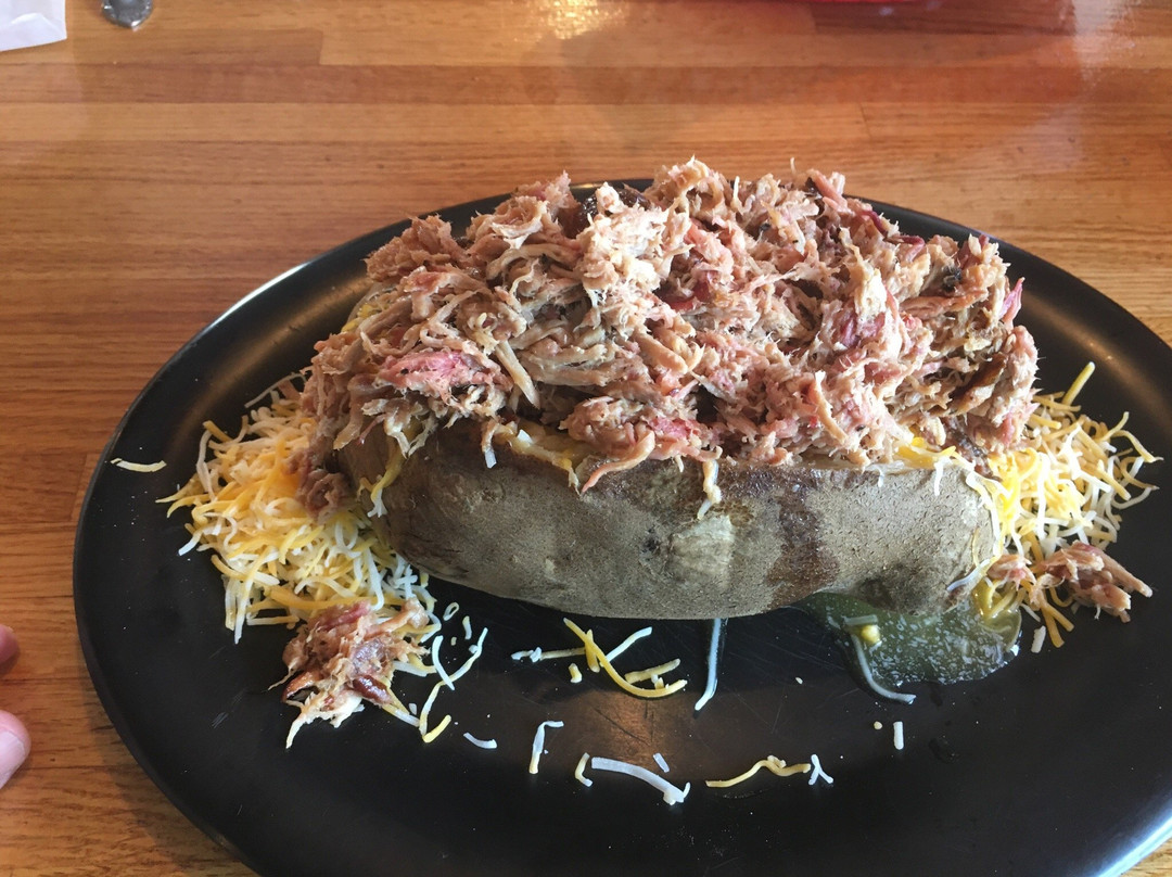 Calhoun餐馆和美食-Dub's High on the Hog