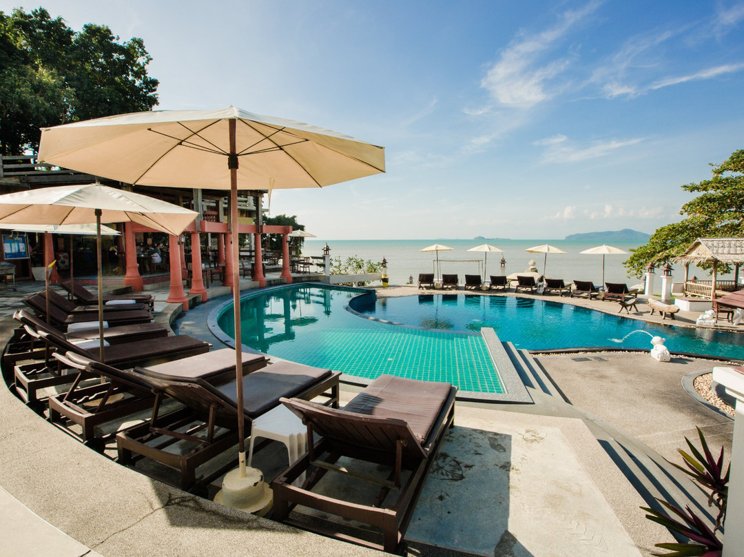 蓝赛特海滩酒店住宿-斑布蕊度假村