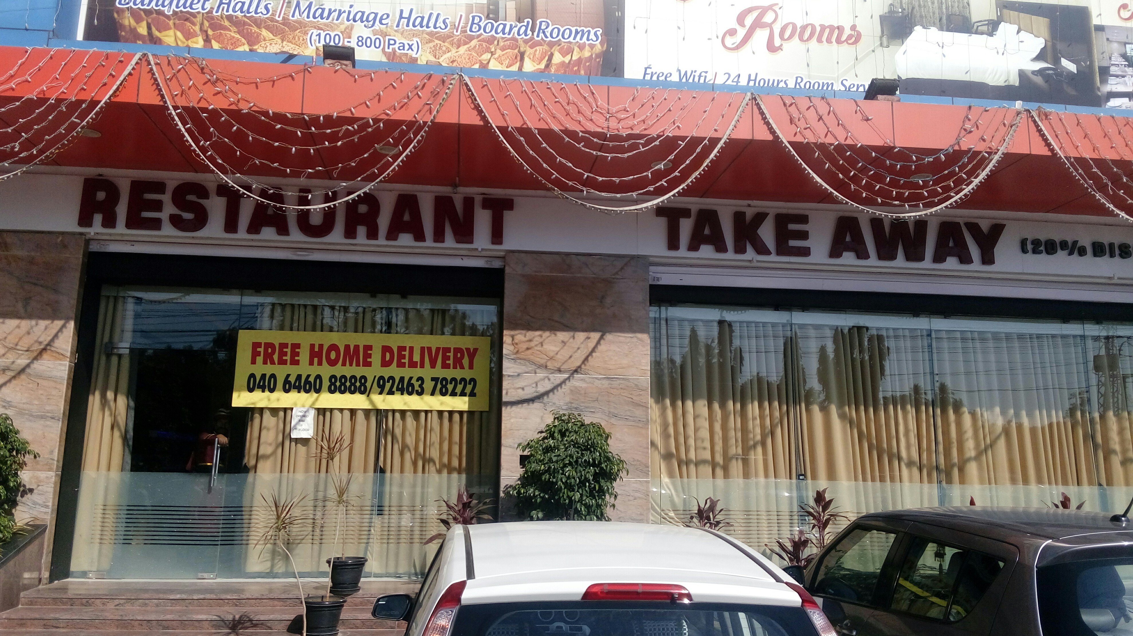 Hotel Sitara Grand-官方