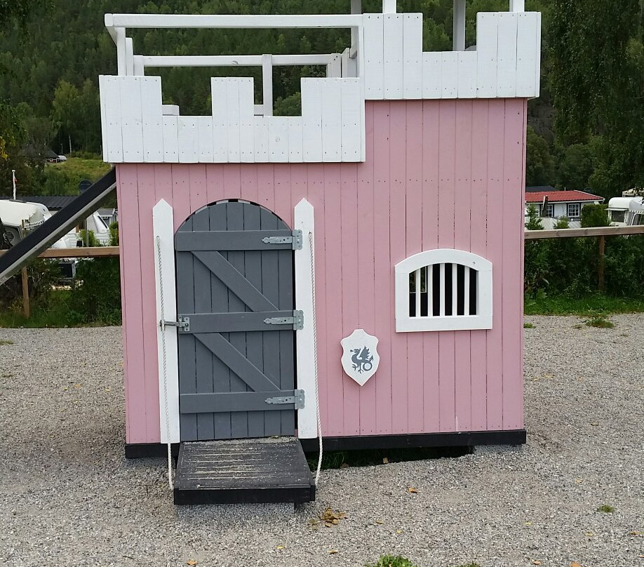 Sanda Camping and Cabins主图