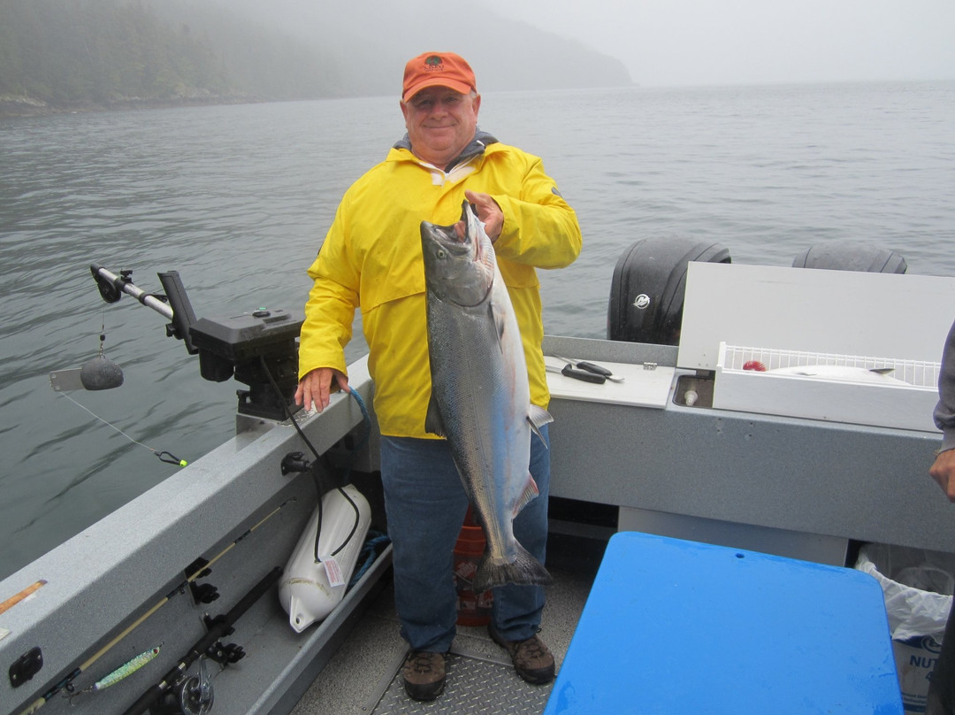 Jones Charters-Skidegate必去景点
