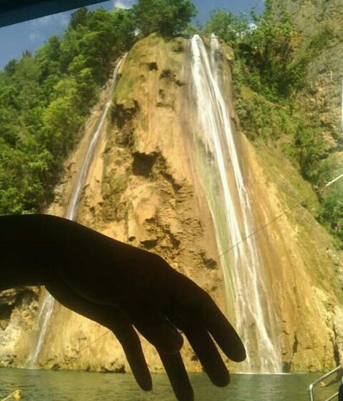 Catandayagan Falls-迪高岛必去景点