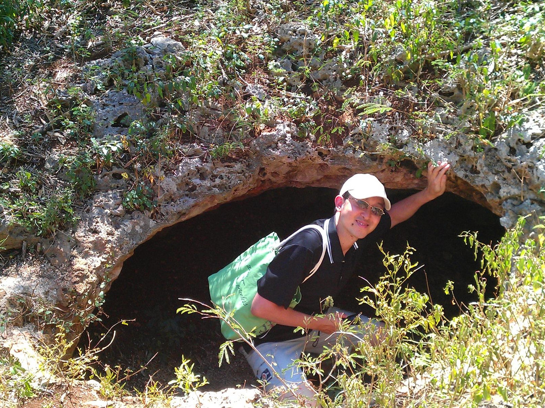 Navo Cave Tour-辛加东卡必去景点