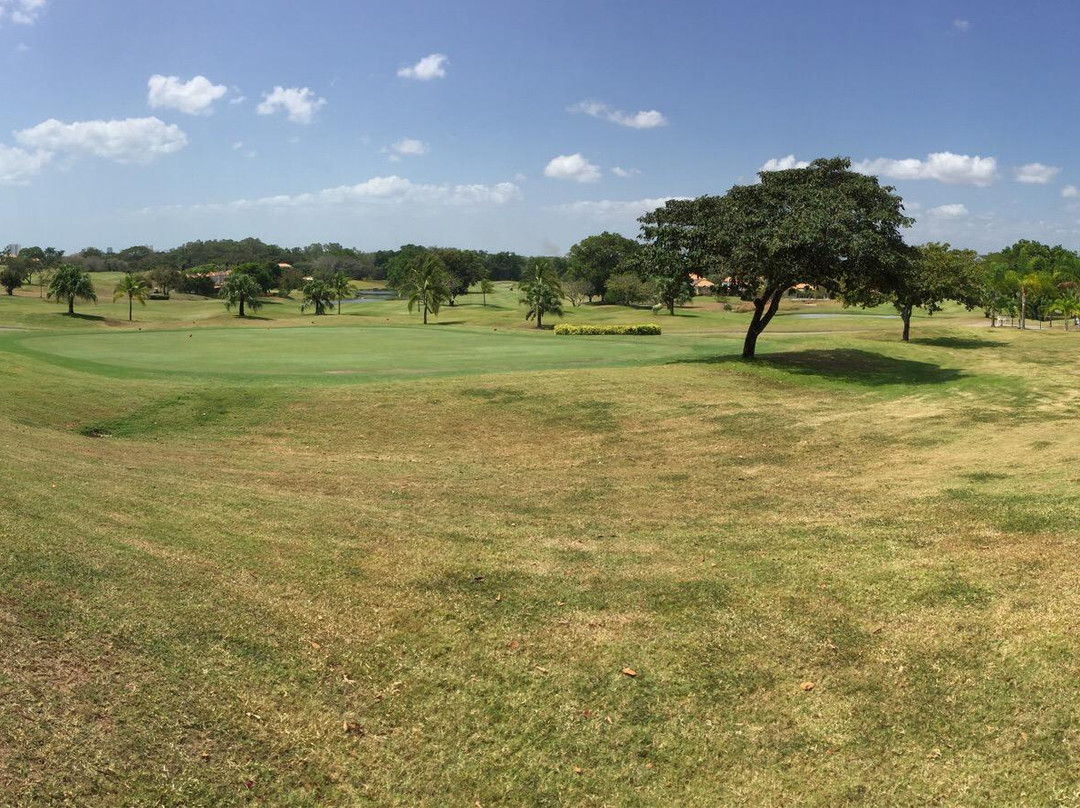 Mantaraya Golf Club景点图片