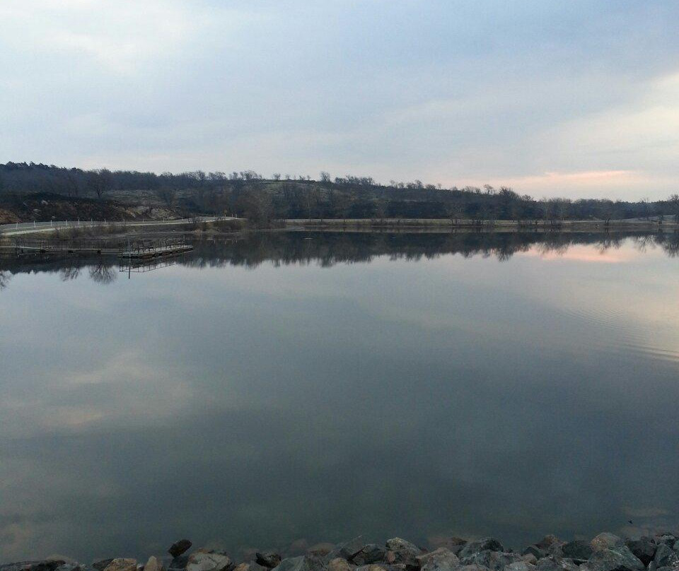 Veteran's Lake-Sulphur必去景点