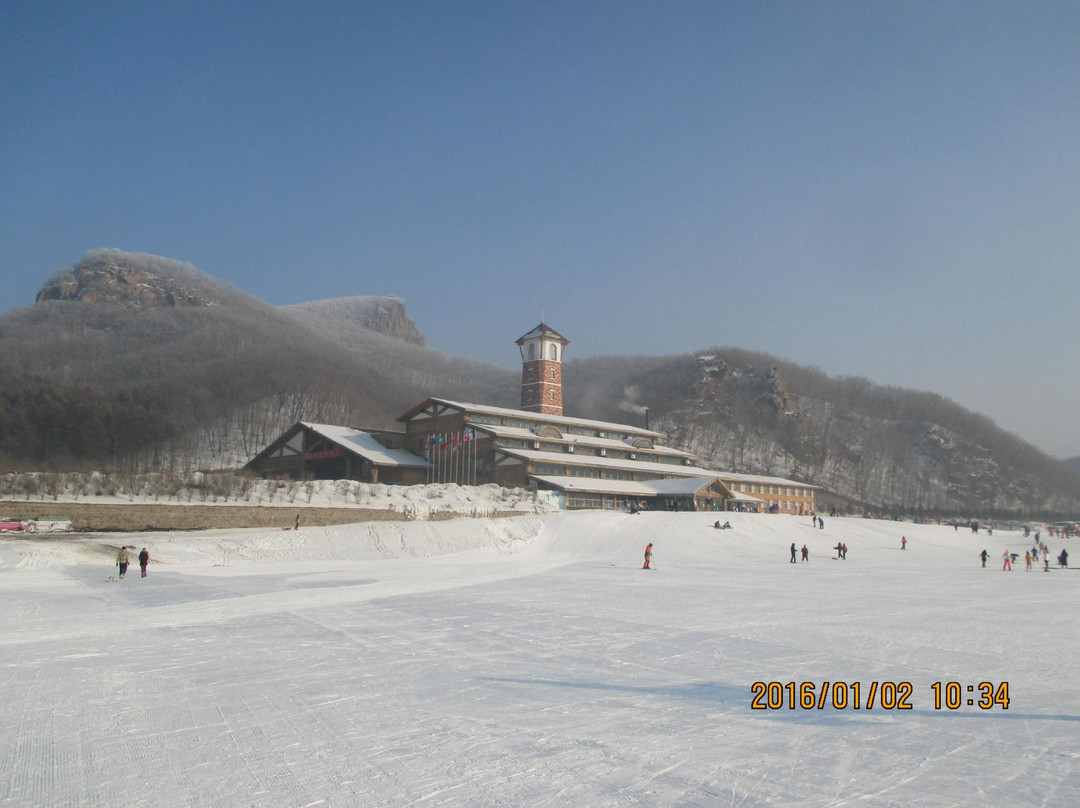 吉华长寿山滑雪场-宾县必去景点