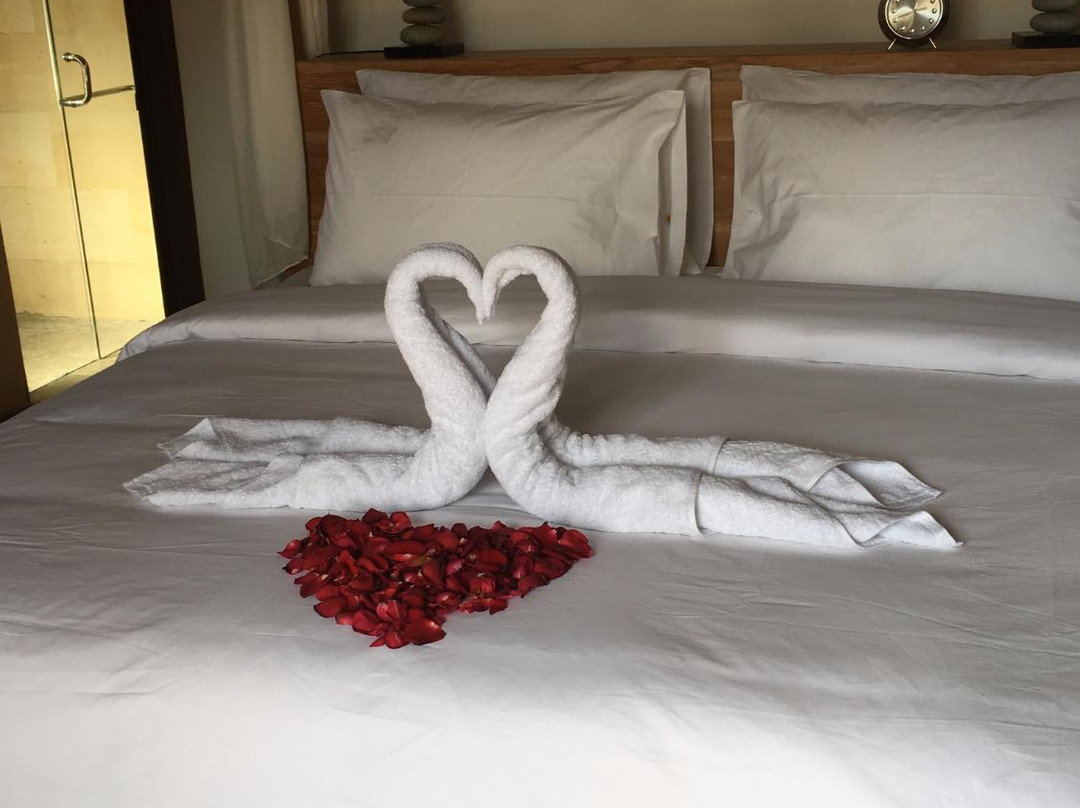 德努沙海滩俱乐部酒店