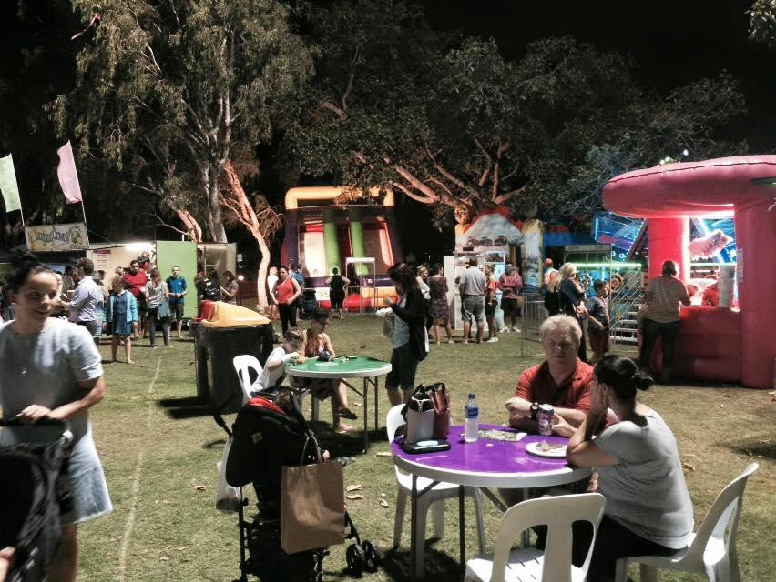 Strand Night Markets-汤斯维尔必去景点