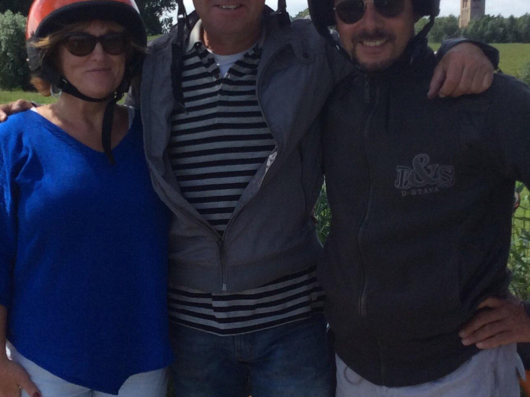 Vespa Tours Brugge-布鲁日必去景点