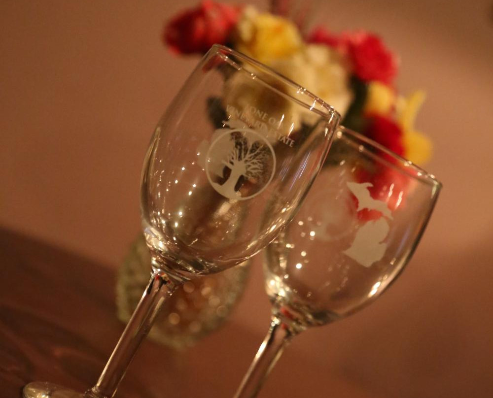 Lone Oak Vineyard Estate & Tootsie's Brewery景点图片