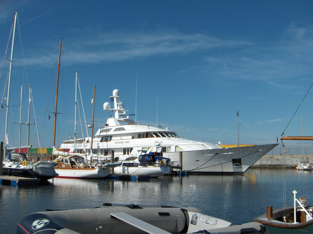 Troon Yacht Haven景点图片