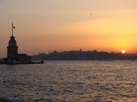 Üsküdar Tekel Sahnesi-伊斯坦布尔必去景点