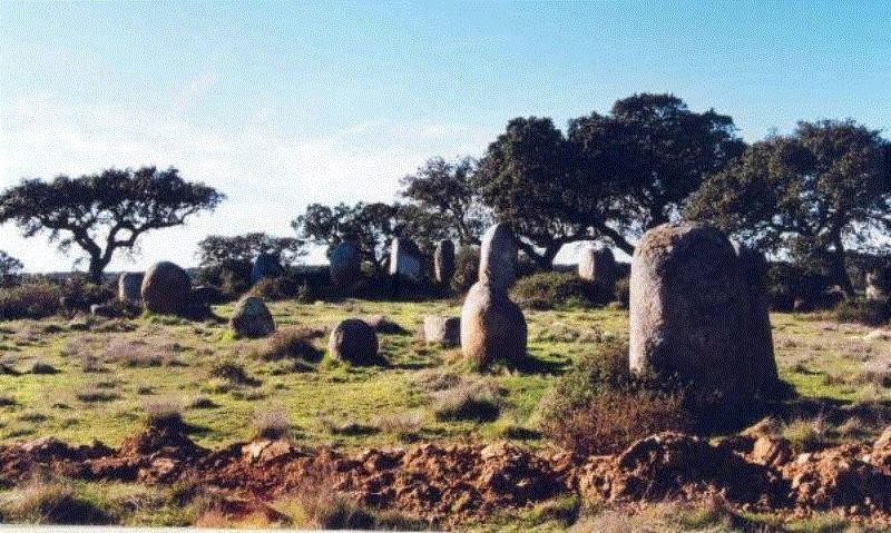 Cromeleque de Vale de Maria do Meio景点图片