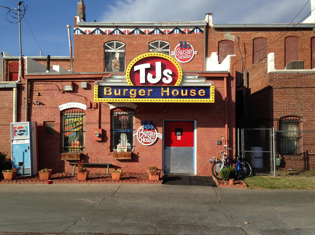 T J's Burger House