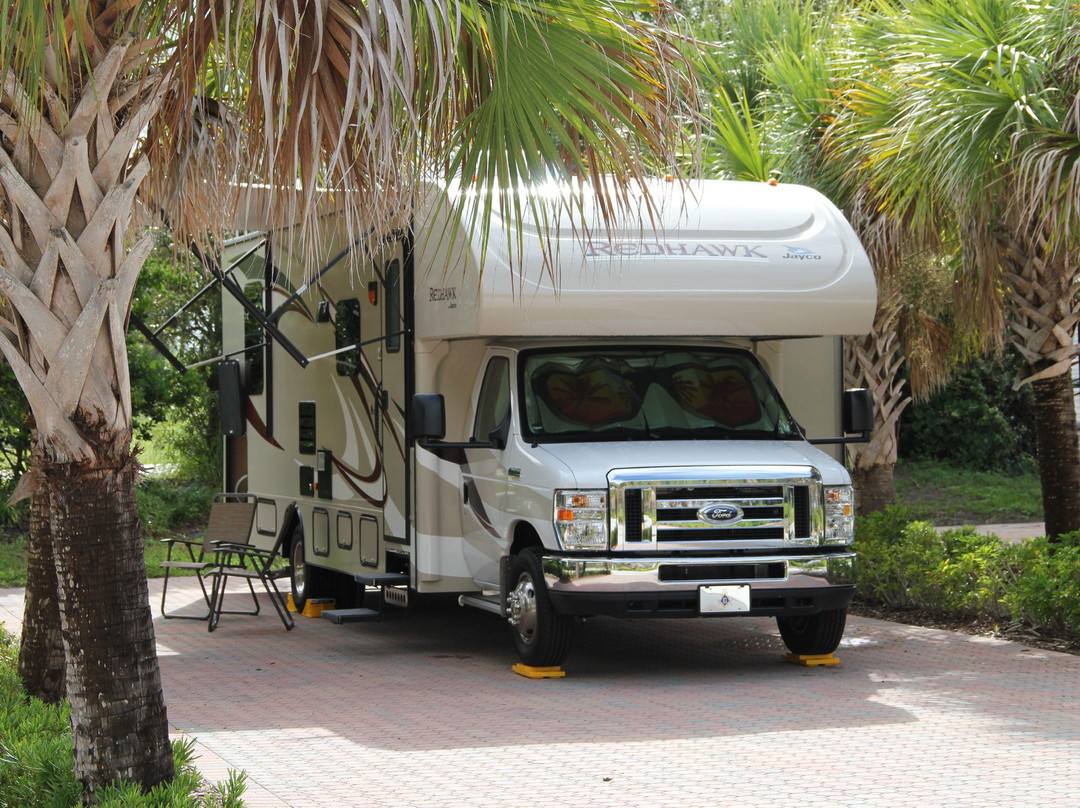 Water's Edge Motorcoach & RV Resort
