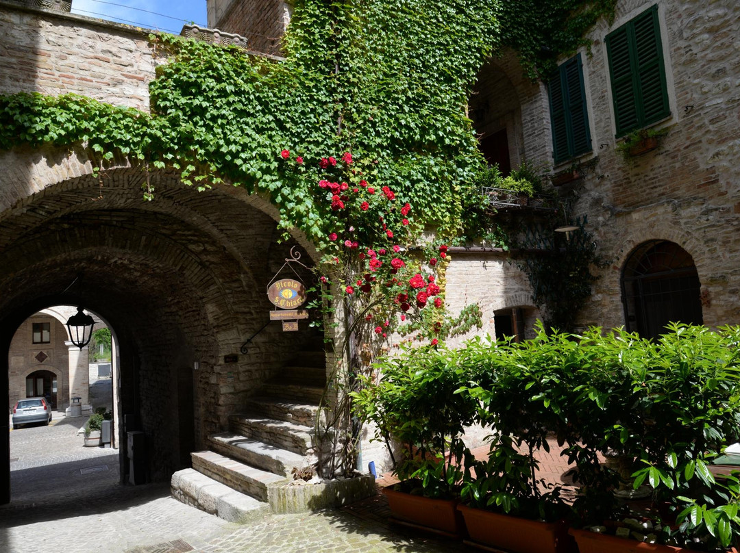 Vicolo Santa Chiara