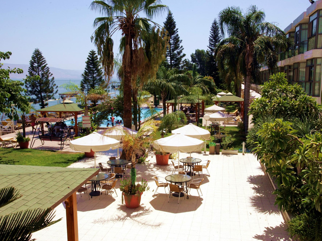 提比利亚酒店住宿-罗恩海滩酒店