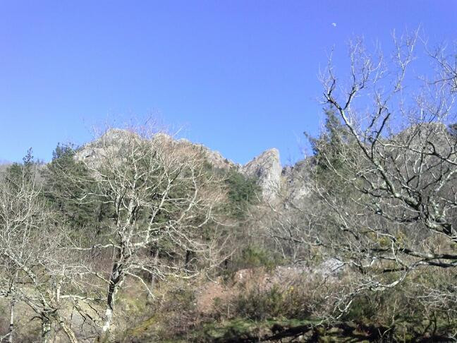 Penas de Aia-圣塞瓦斯蒂安必去景点