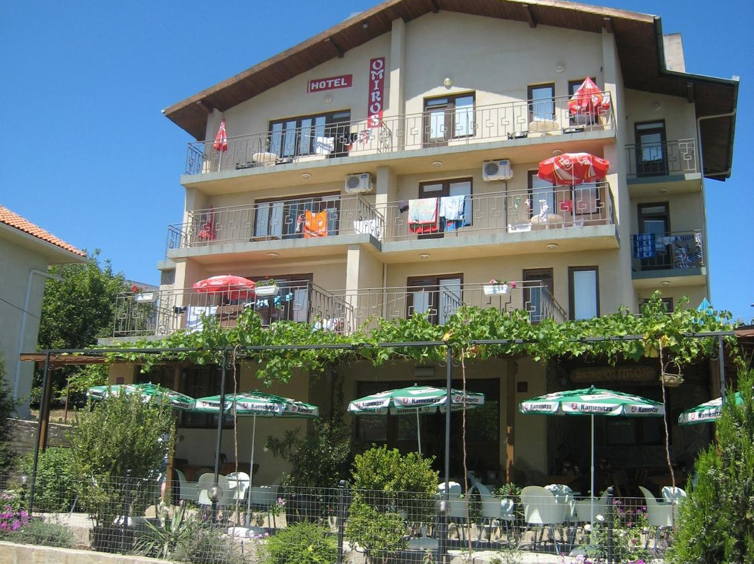比亚拉酒店住宿-Omiros Family Hotel