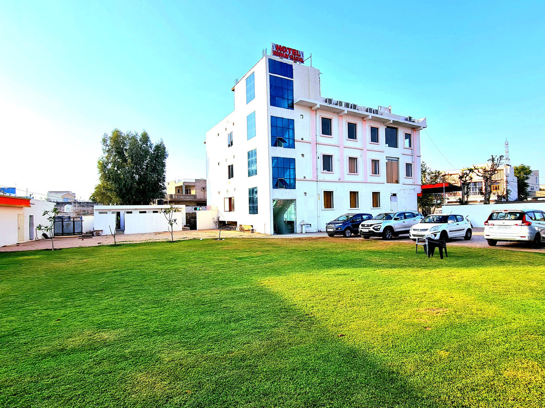 Hotel Keshav Mahal