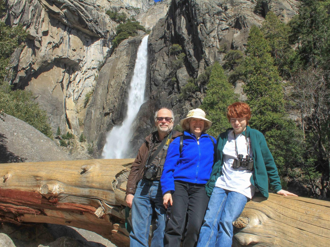 Mountain Shuttle Yosemite-奥克赫斯特必去景点