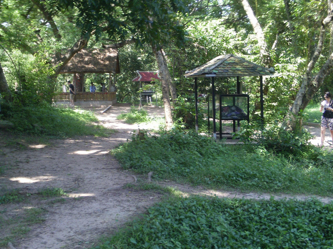 万人冢（Choeung Ek）-金边必去景点
