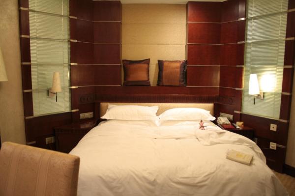 通茂大酒店-客卧