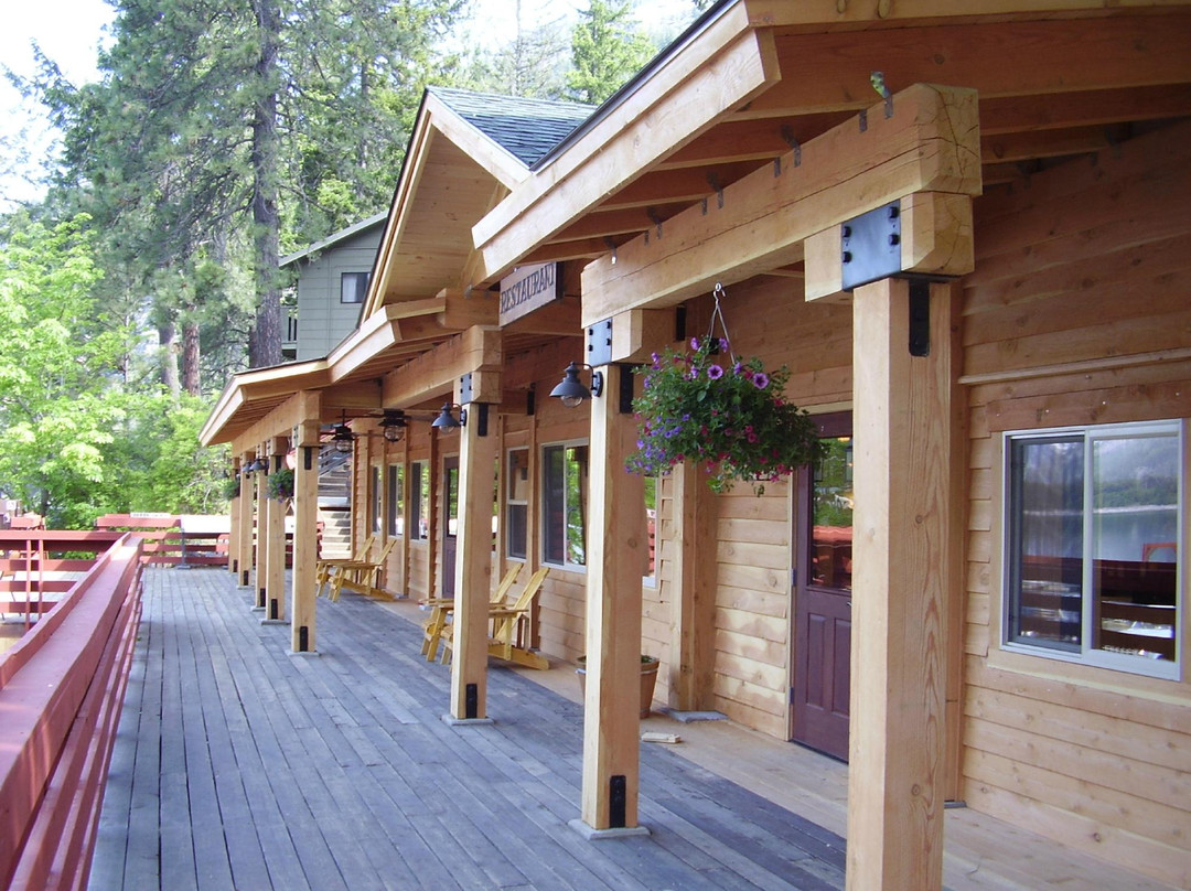 North Cascades Lodge at Stehekin