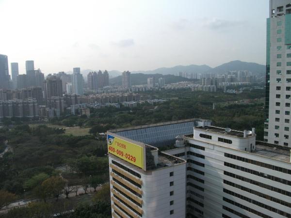 深圳中航城格兰云天大酒店-客卧