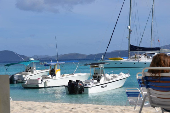 Aqua Blue Charters-夏洛特阿马利亚必去景点