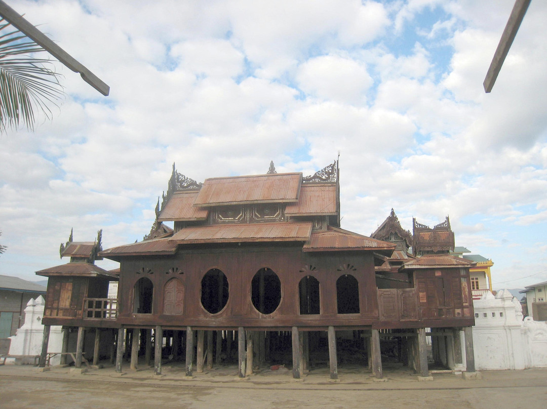 Shwe Yaunghwe Kyaung-Nyaungshwe必去景点