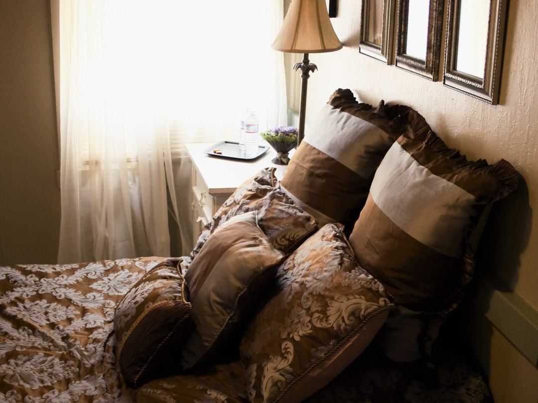 Forest House Lodge主图