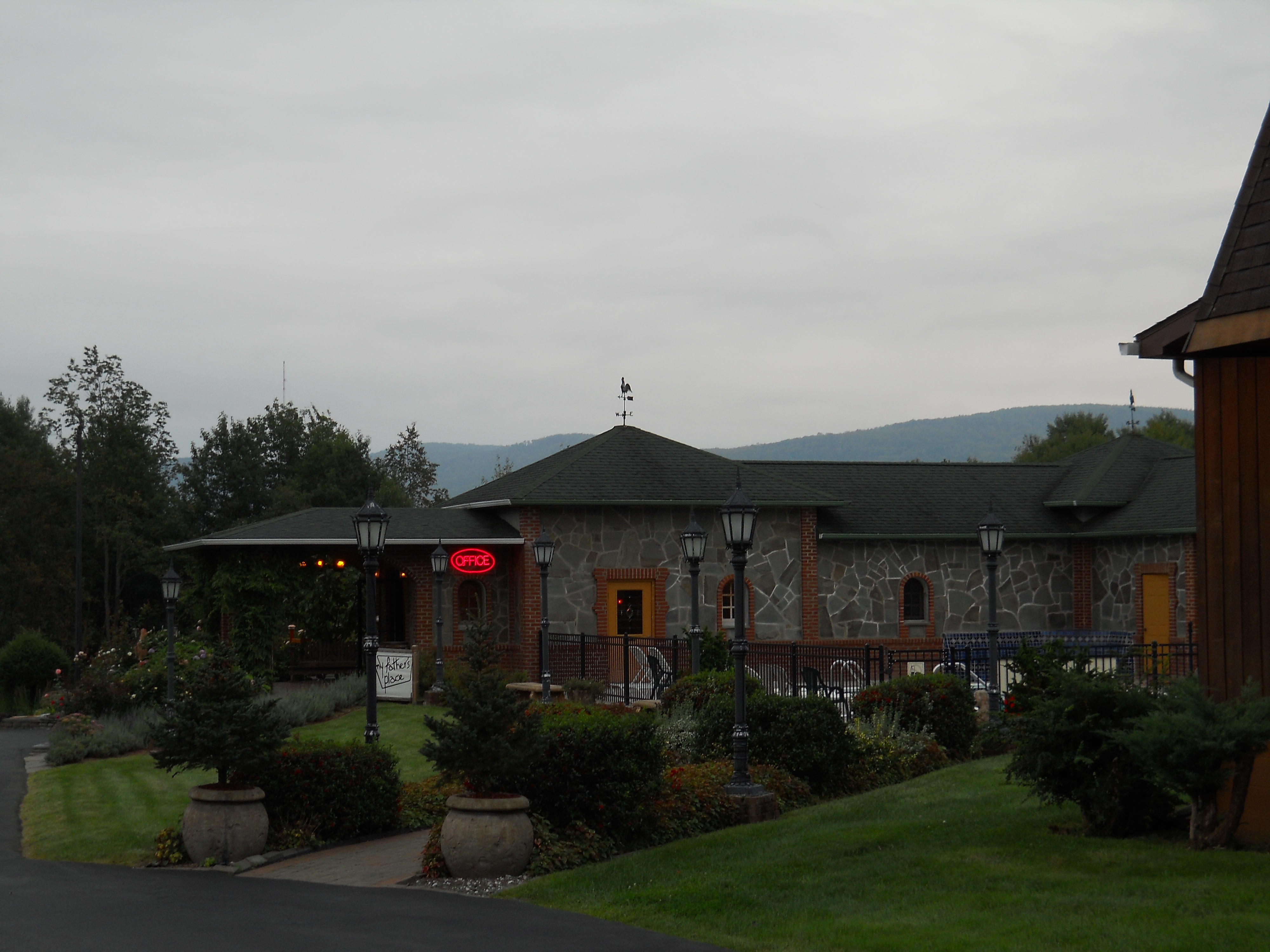 Emmons Rainbow Inn-客卧