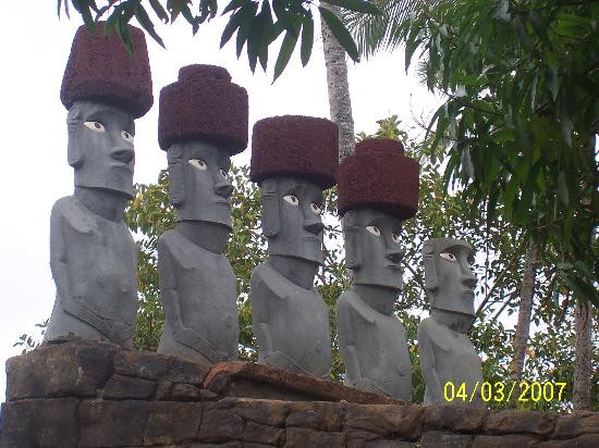 波里尼西亚文化中心-拉叶必去景点