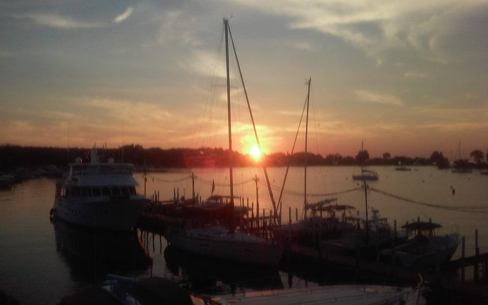 Put in Bay餐馆和美食-Upper Deck Restaurant