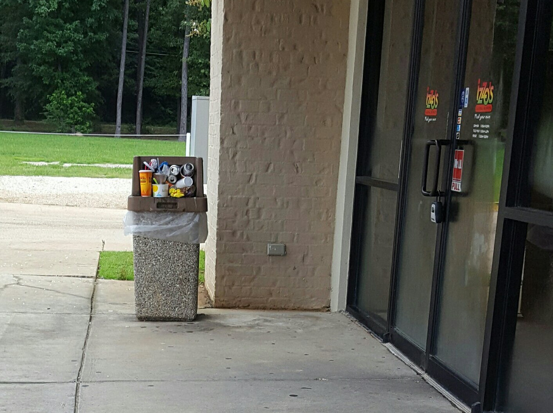 Izzo's Illegal Burrito